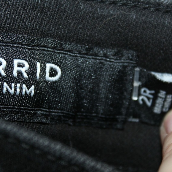 Torrid Pull On Skinny Jeans Black Wash HW7065 - Picture 5 of 6